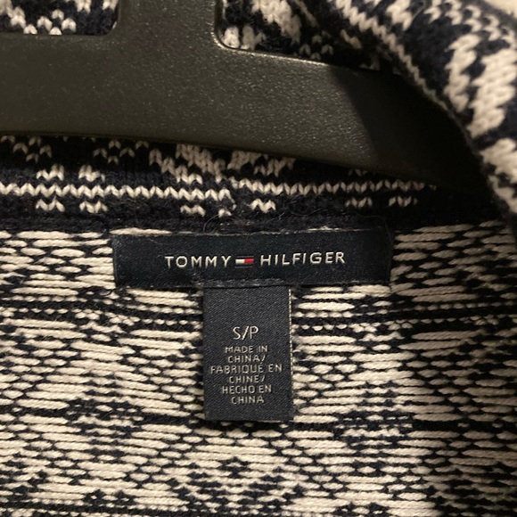 3/$20!!  Tommy Hilfiger size small navy and cream patterned knitted jacket - Picture 3 of 4